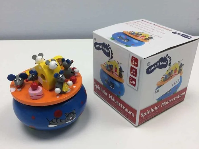 Small Foot — Music box Mice dream