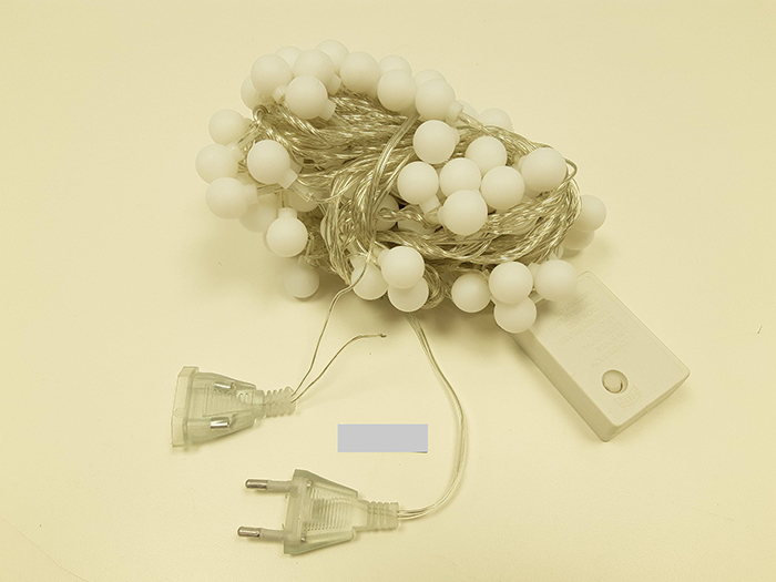 Connectable lighting chain