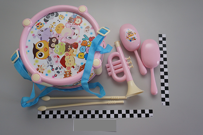 Toy musical instrument set