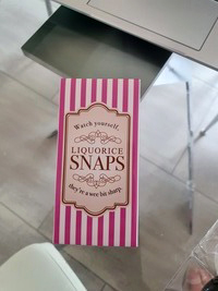 Liquorice Snaps
