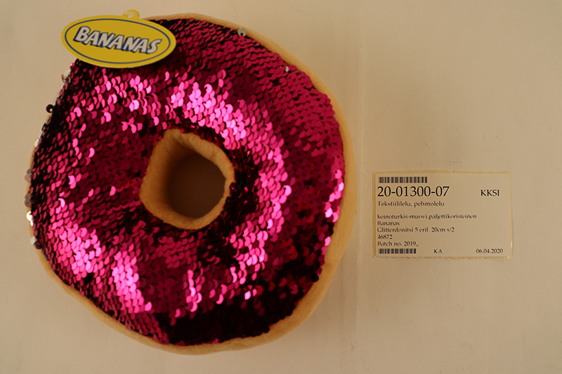 Bananas — Plush toy with sequins