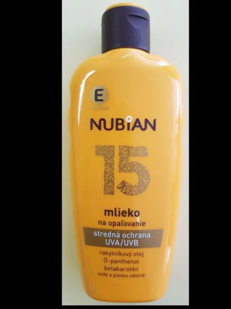 NUBIAN 15 — mlieko na opaľovanie