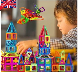 Magnetic toy building blocks