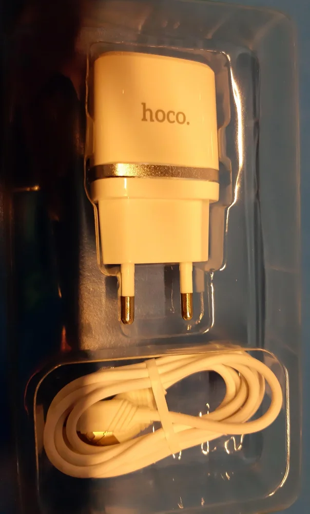 hoco. — Smart USB Charger