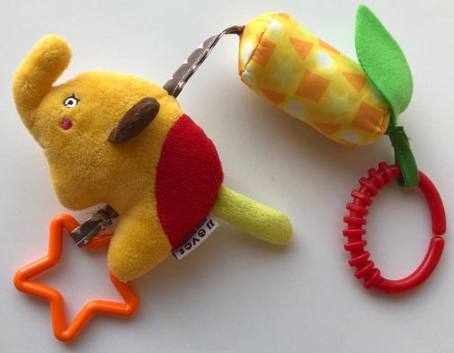 Rattle toy