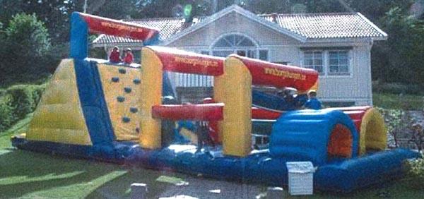 Zizo Inflatables — Inflatable climbing and obstacle course
