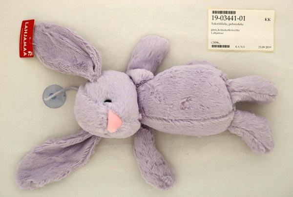 Lahjamaa — Soft filled toy with suction cup
