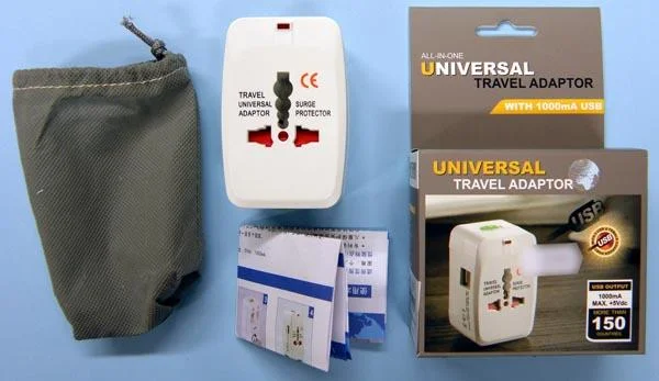 UNIVERSAL TRAVEL ADAPTOR
