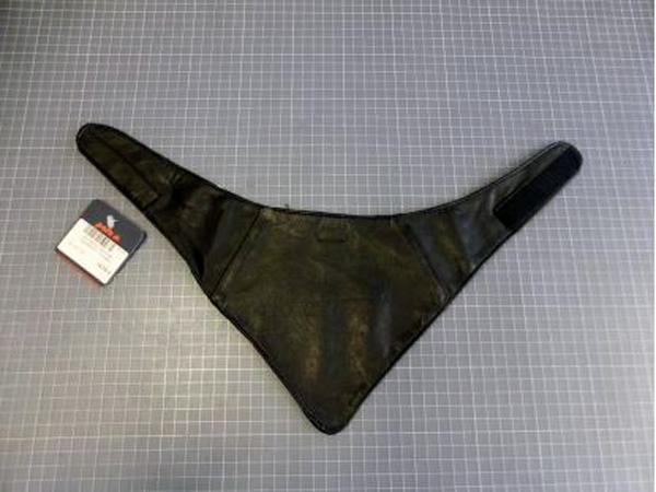 Polo — Leather scarf