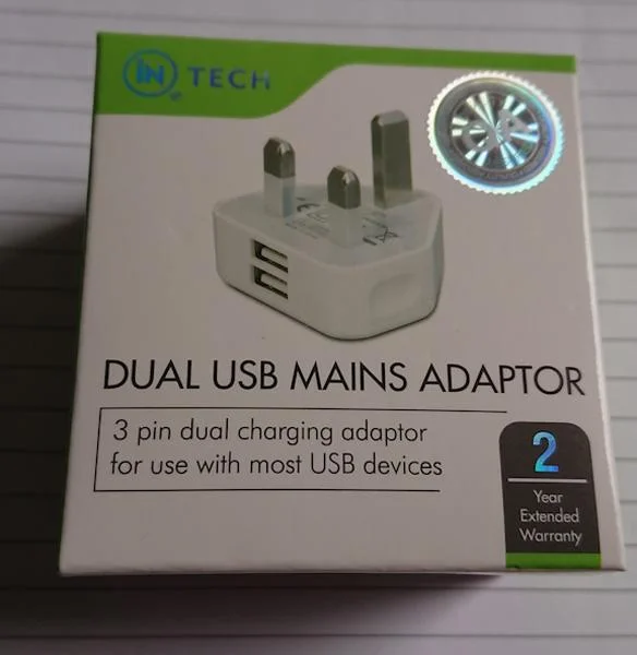 iN Tech — Dual USB Mains Adaptor