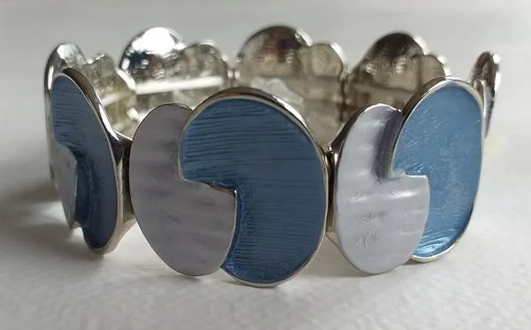 BT — BRACCIALETTI