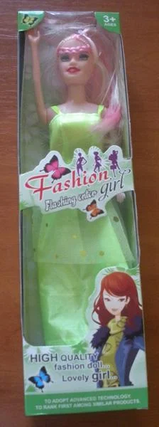 Fashion girl Flashing enter