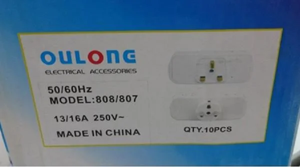 Oulong — Plug adaptor