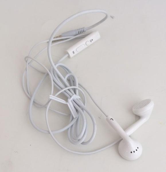 Earbuds