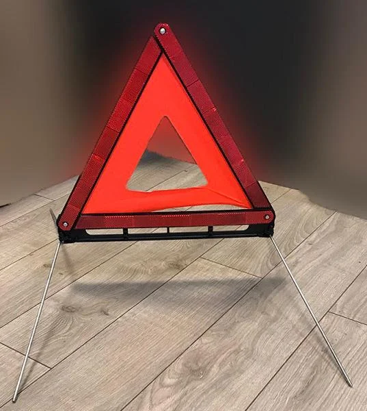 Compass — Výstražný trojúhelník