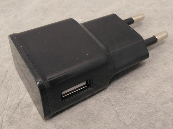 Samsung (counterfeit) — Travel Adapter