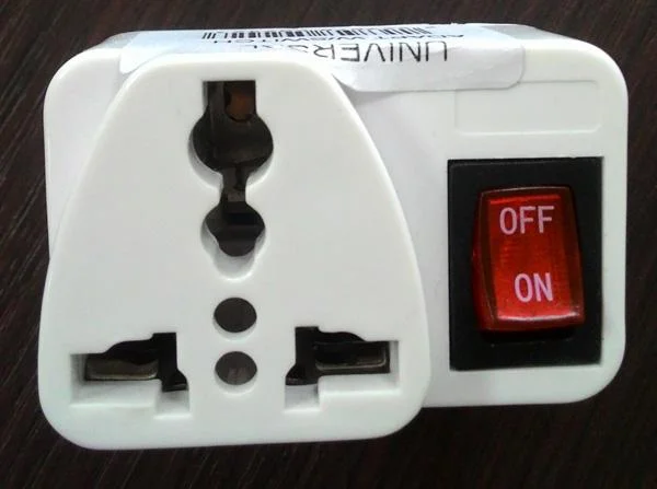 Travel plug adaptor