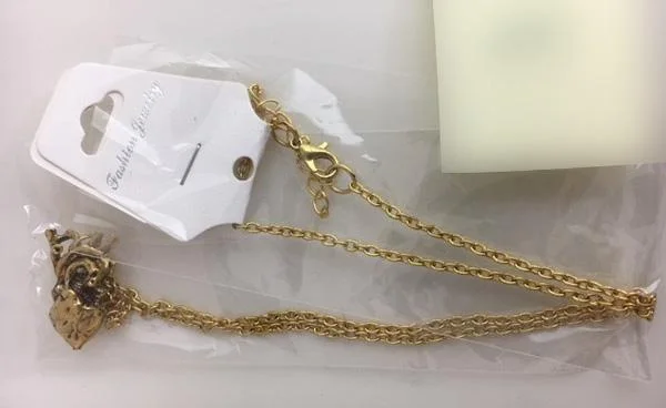 Fashion Jewelry — Anatomic heart pendant necklace