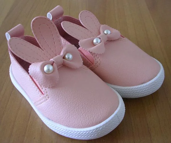LD — Children's shoes