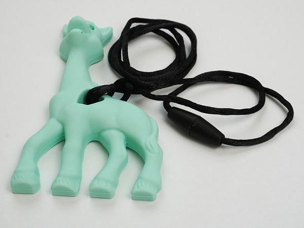 GLJ.CY Giraffe Silicone Pendant / Teething Toy