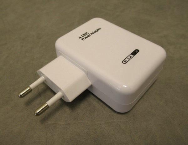 4 USB Power Adapter