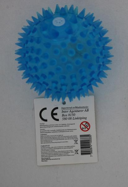 Soft ball with spikes