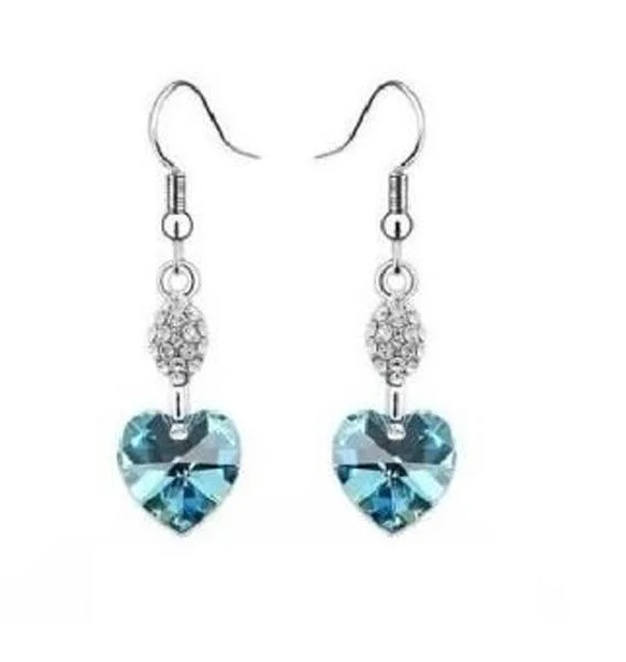 Aquamarine sky blue - Swarovski crystals