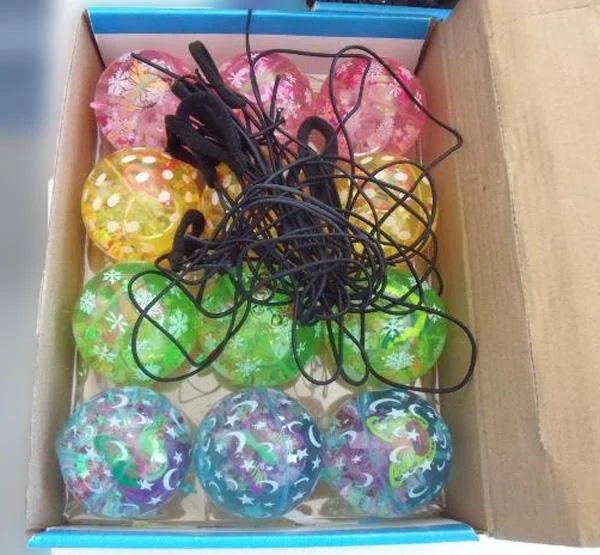 BEACH WORLD — Bounce Ball