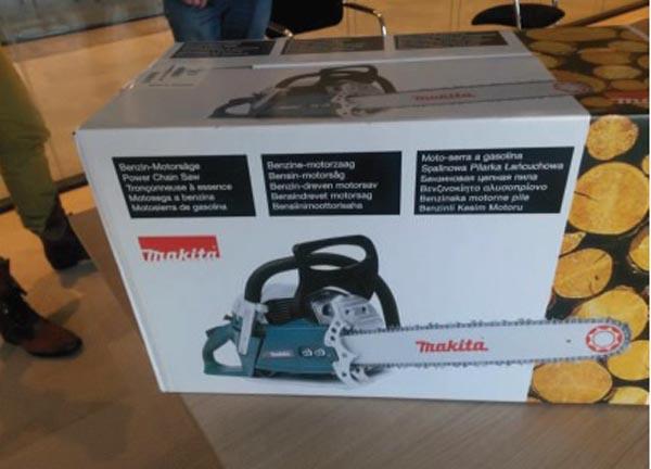 Makita — Power Chain Saw
