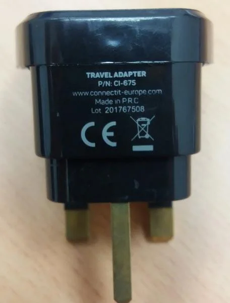 CONNECT IT — Travel Adapter
