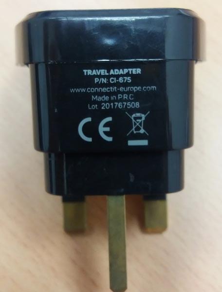 CONNECT IT — Travel Adapter
