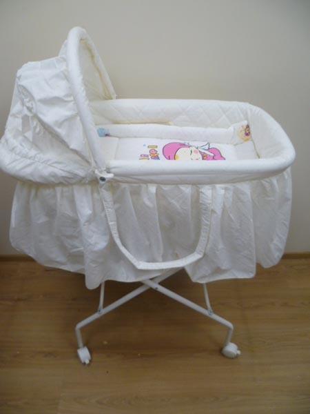 Farlin — Baby carry cot