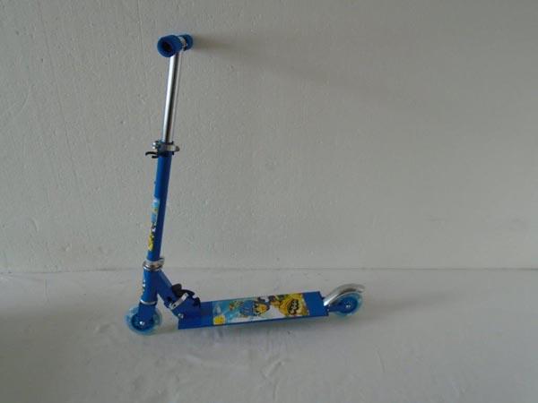IKO Idea for life — Kick Board SCOOTER