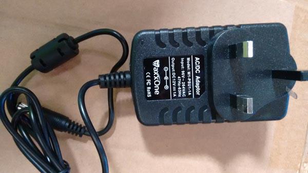 MaxxOne — AC/DC Adaptor