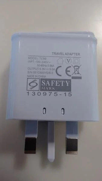 TRAVEL ADAPTER