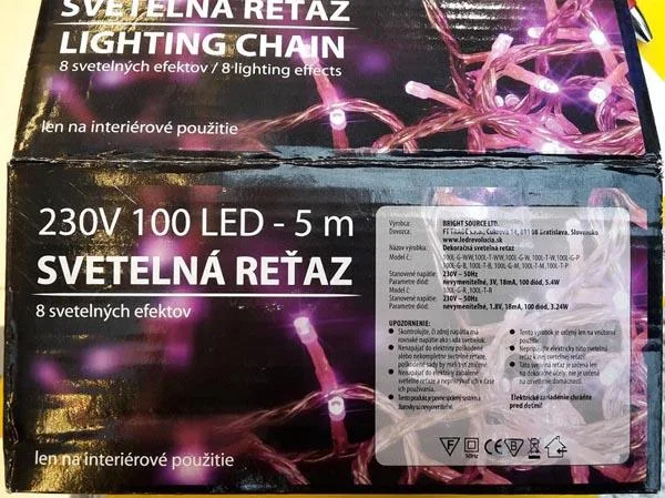 SVETELNA RETAZ