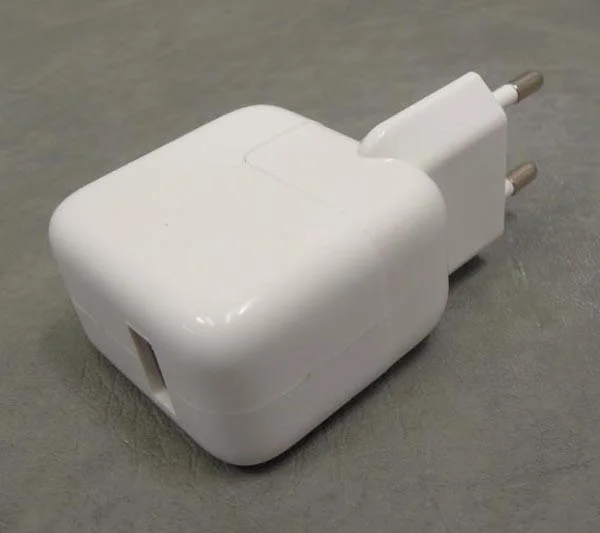 FoxInk — 10W USB Power Adapter