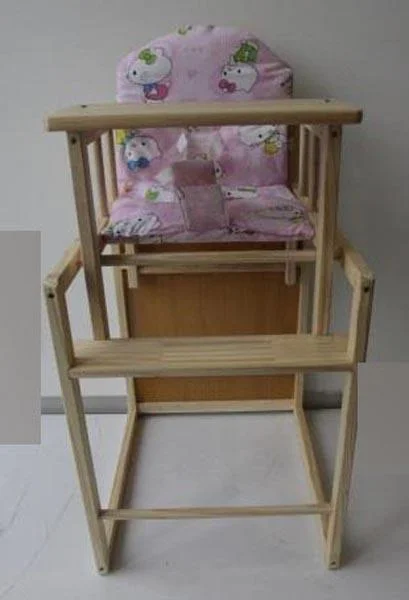 D & S Vertriebs GmbH — Children's high chair