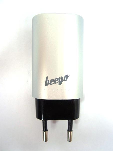 Beeyo — DOUBLE USB WALL CHARGER