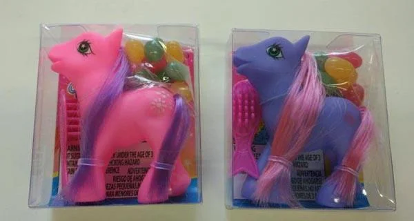 Fantasy Toys & Candies — Plastic toy with sweets
