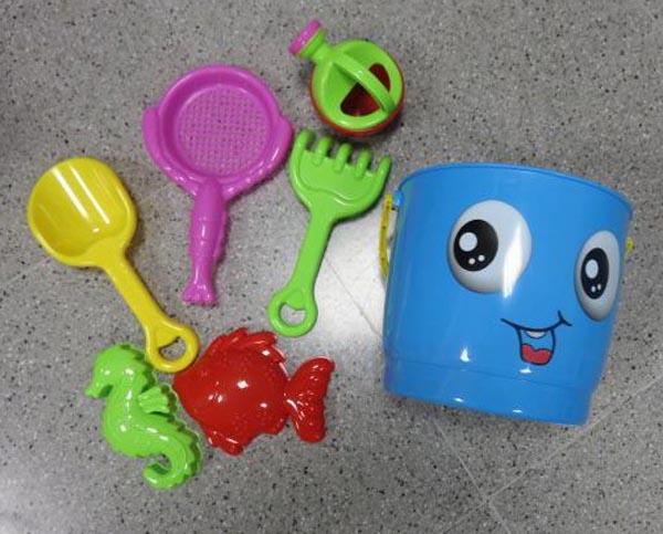 Toylandia — Beach Toys