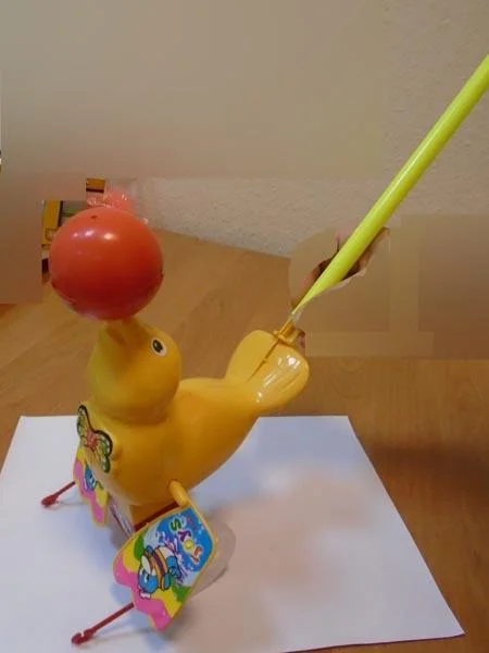 Pchanka [Push-along toy]