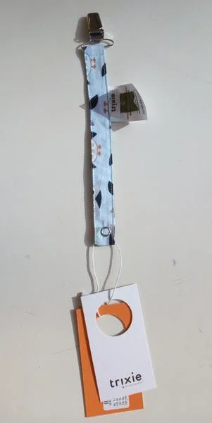 Les rêves d'Anaïs, Trixie — Pacifier holder