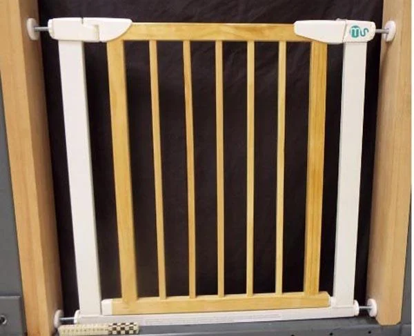 MS — Wood & Metal Safety Gate