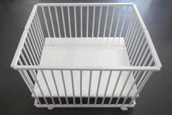 AMAL II / BABIES'R'US — Parc Pliant HUGO (Folding playpen Hugo)