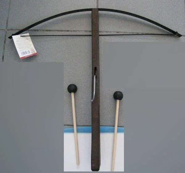 VAH — Crossbow and arrows