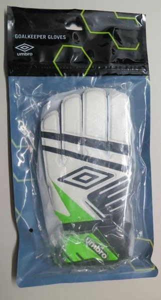 Umbro — Goalkeeper Gloves / Stadia Strike Glove Jnr