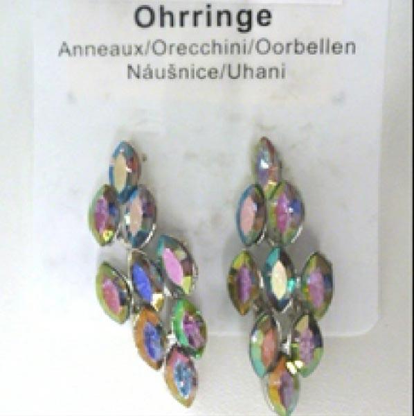 Ohrringe ('Earrings')