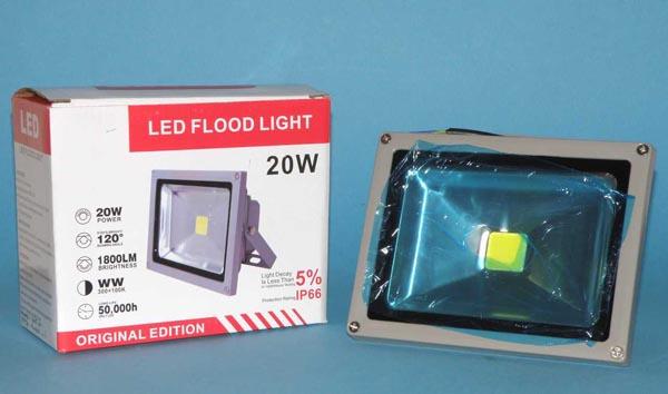 LED FLOOD LIGHT 20W