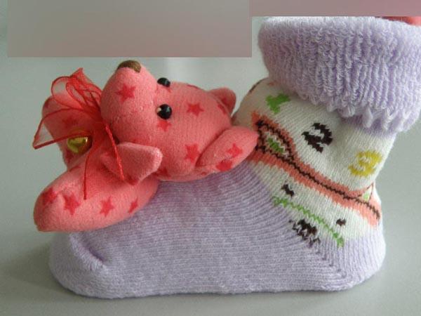 aura.via — Babies' booties